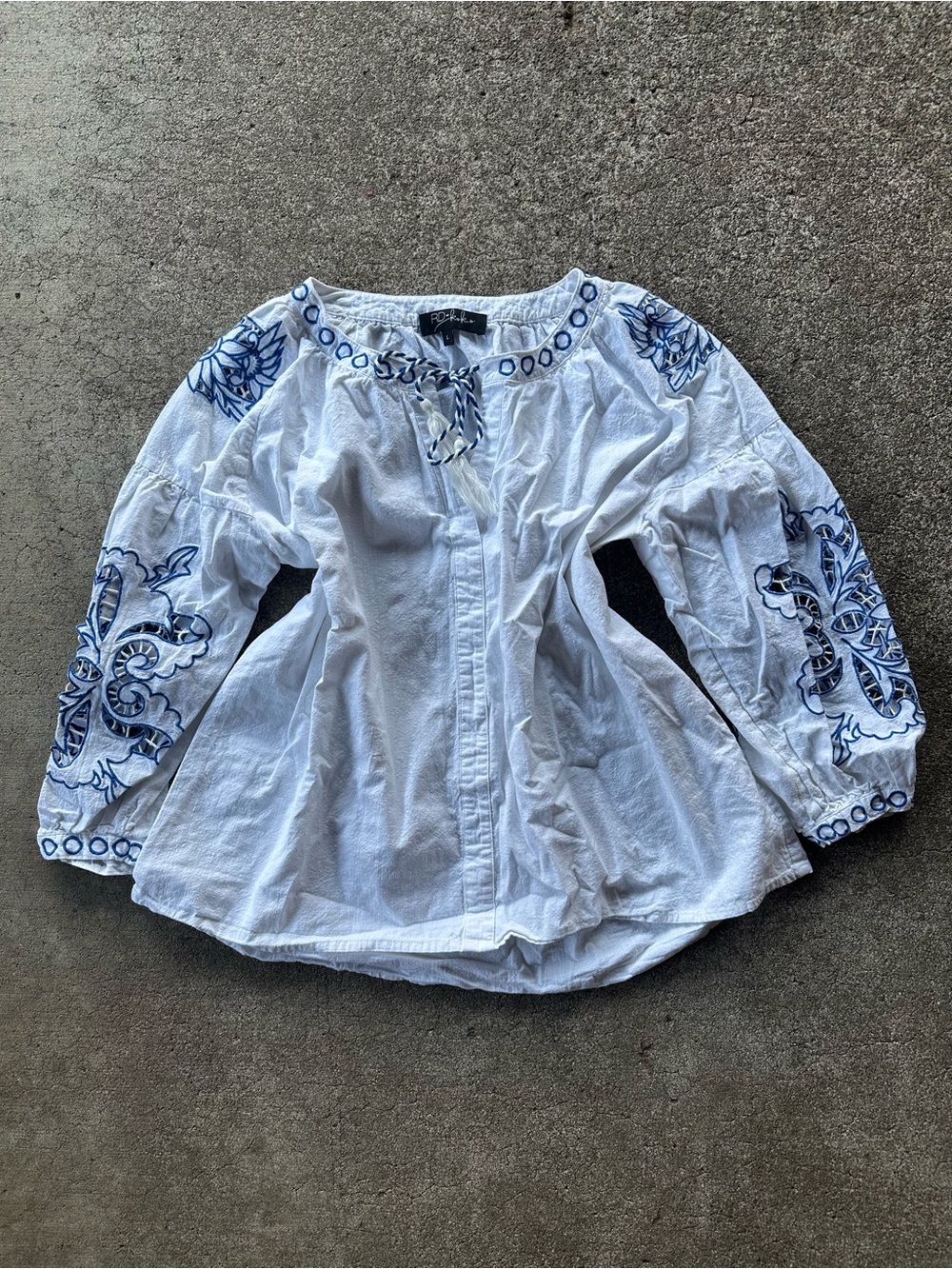 RD + Koko White Linen Cotton Peasant Blue Floral Embroidery Tunic Top